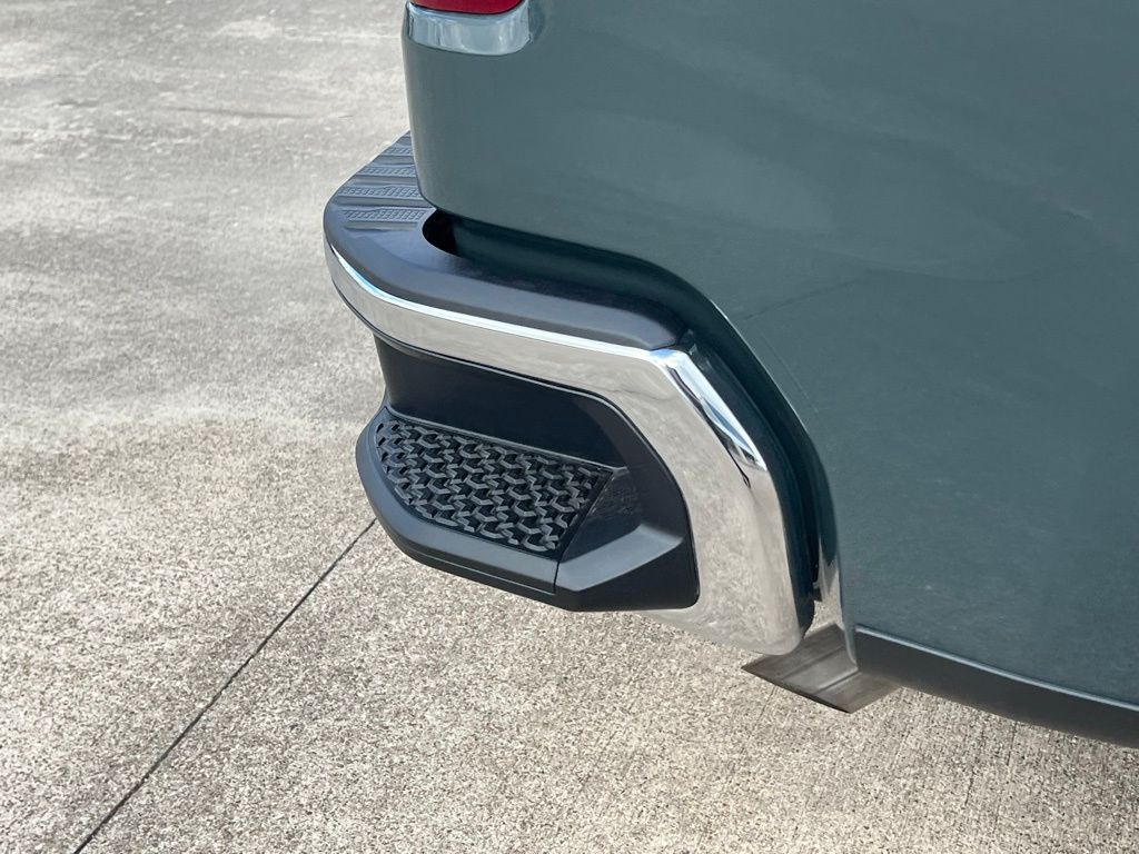 2026 Chevrolet Silverado 1500 LT - 10