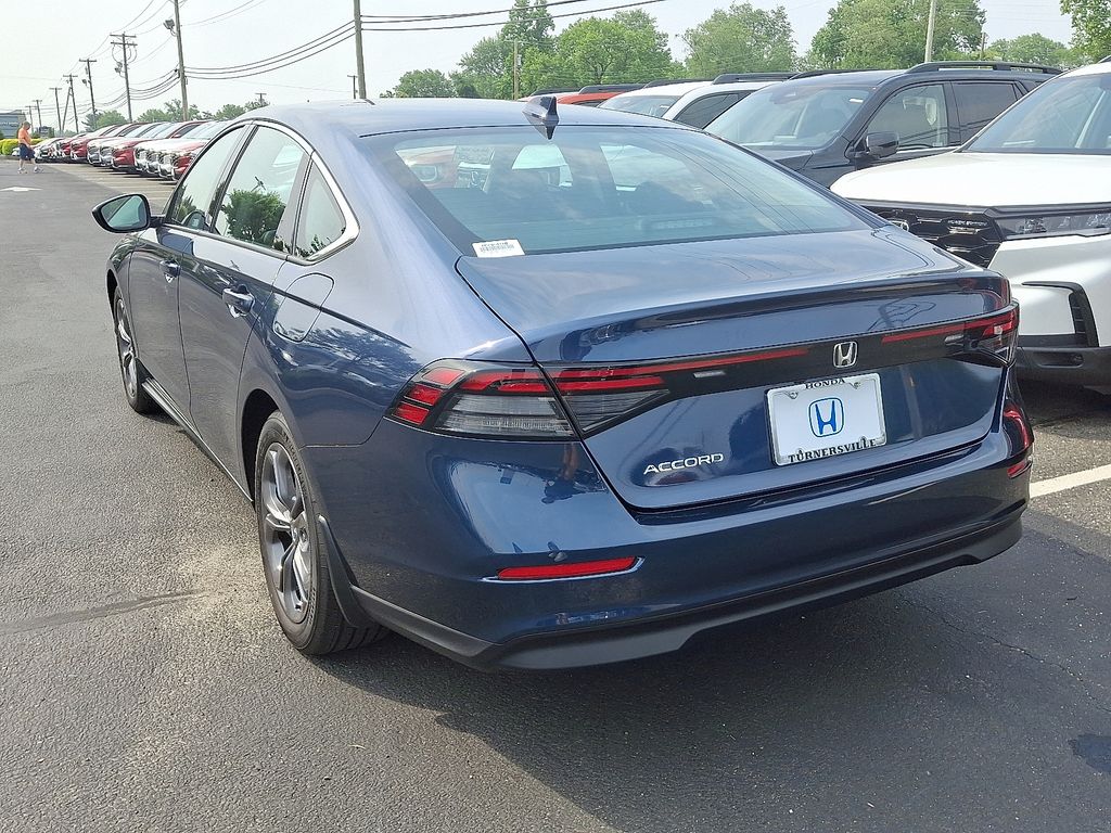 2023 Honda Accord EX 4