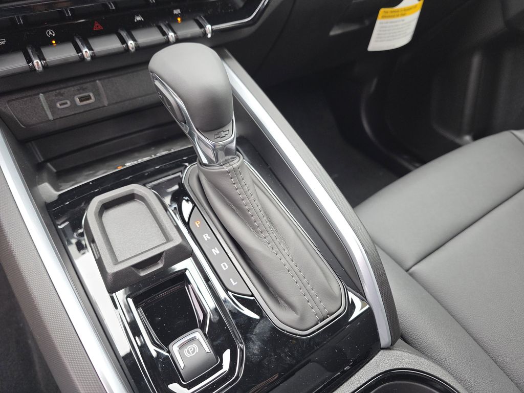 new 2026 Chevrolet Colorado car, priced at $35,795