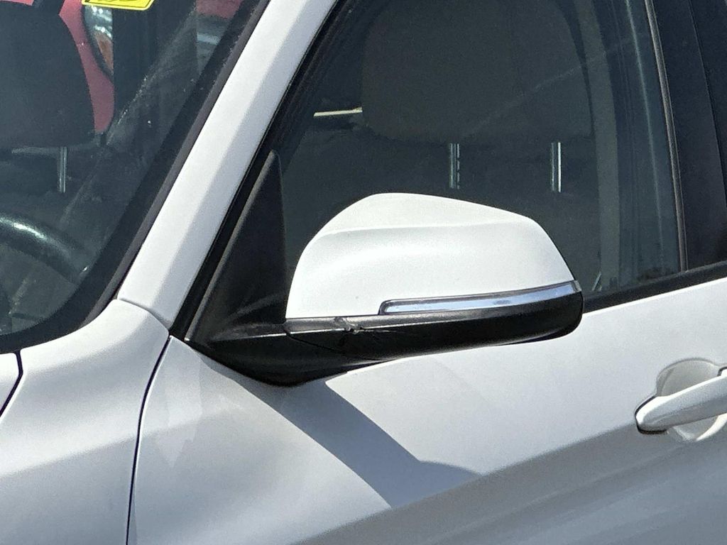 Thumbnail: 2014 BMW X1 - 2