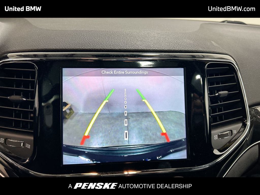 2019 Jeep Grand Cherokee Trailhawk 17