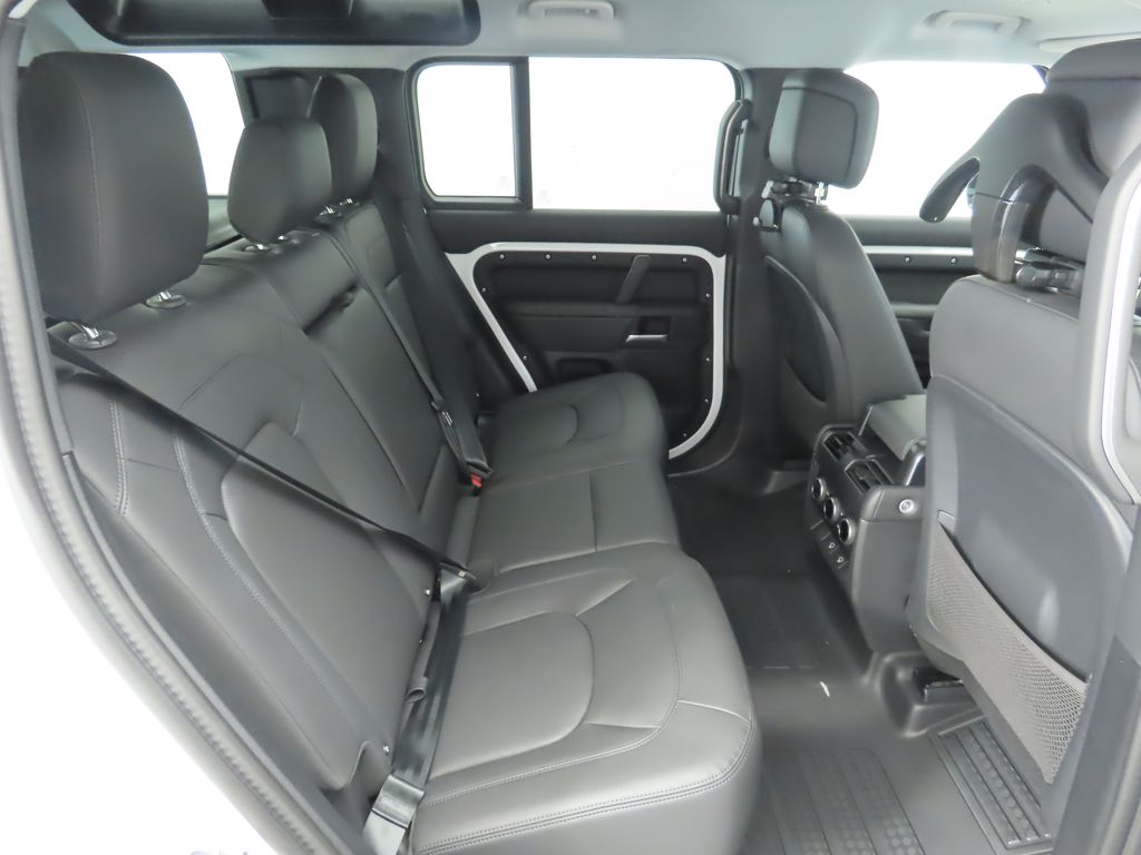 Thumbnail: 2025 Land Rover Defender - 21