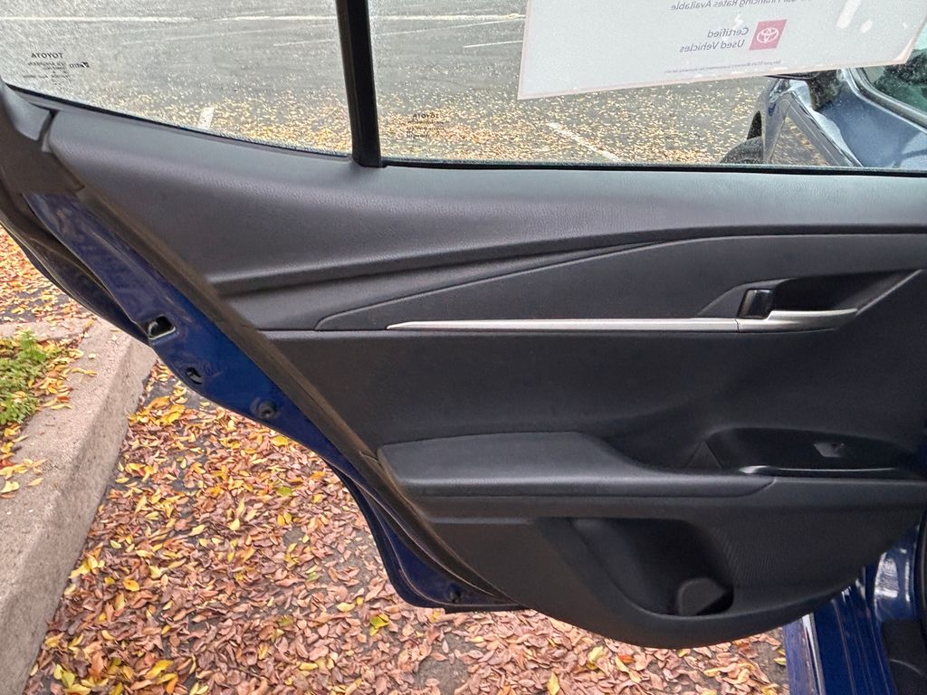 Thumbnail: 2025 Toyota Camry - 29