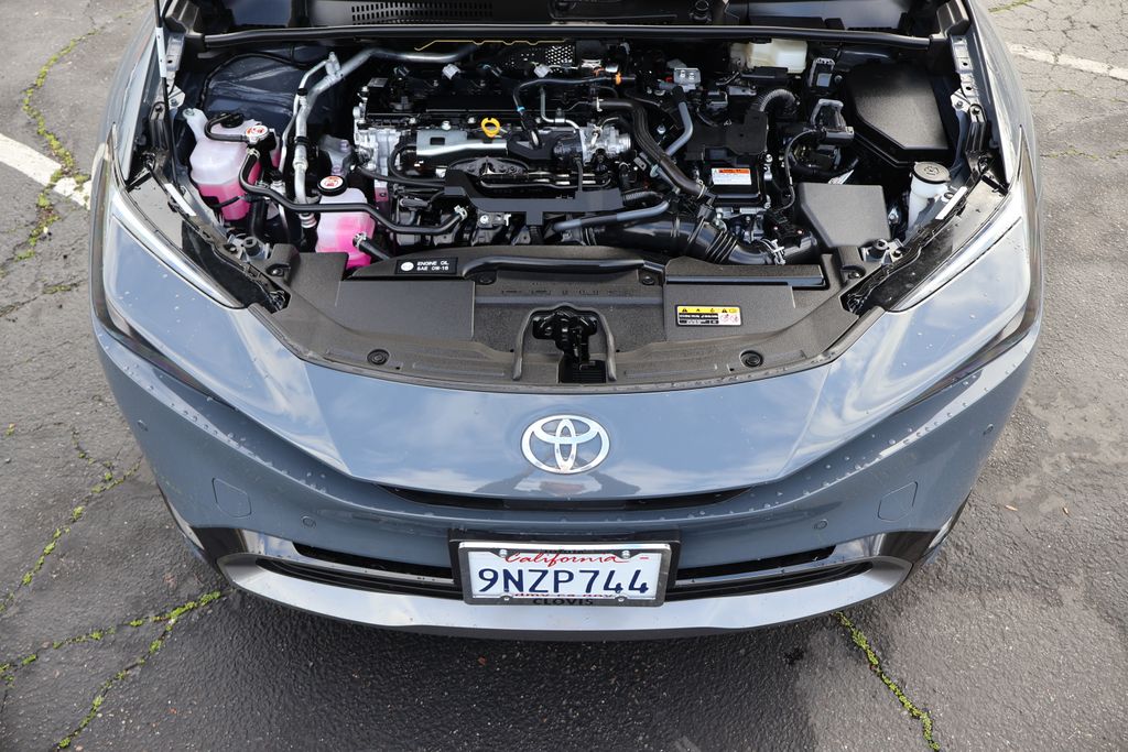 2024 Toyota Prius XLE 29