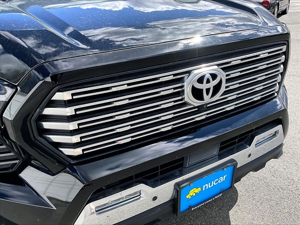 2024 Toyota Tacoma — photo 32
