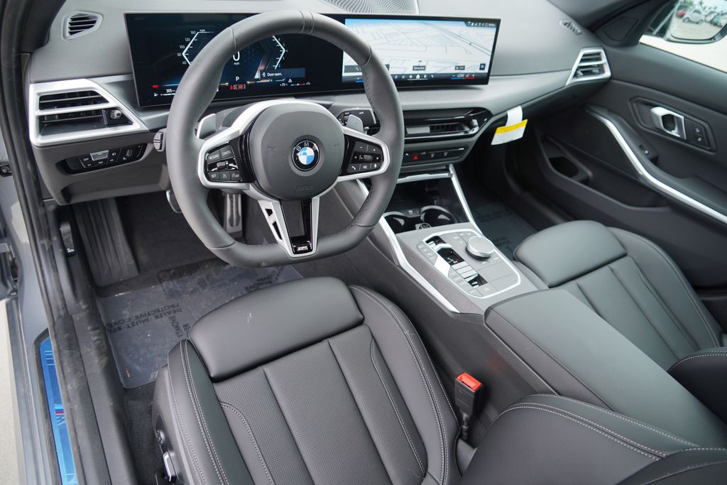 Thumbnail: 2026 BMW 3 Series - 12