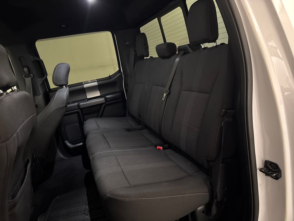 Used 2016  Ford  image 32