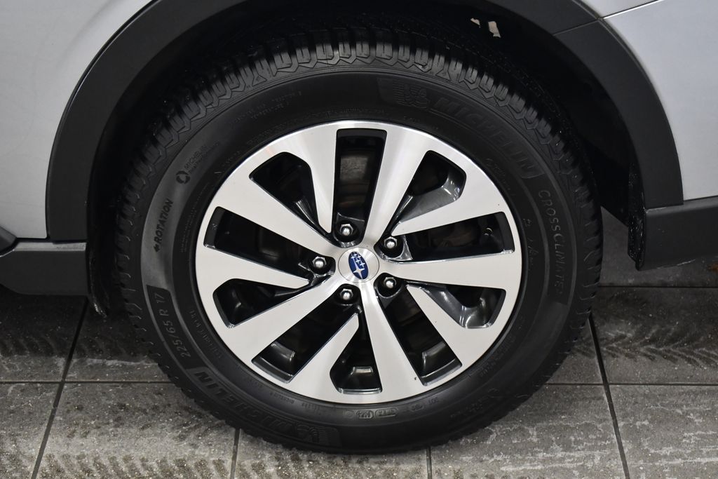 Thumbnail: 2021 Subaru Outback - 14