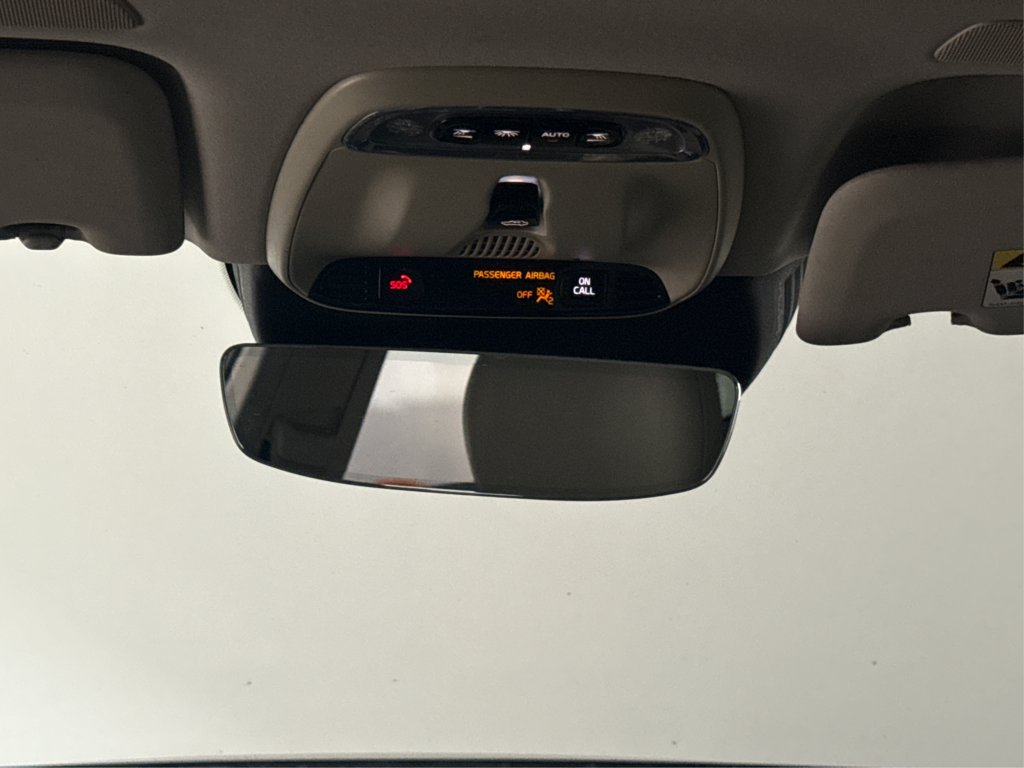 2018 Volvo XC60 Momentum - Photo 18