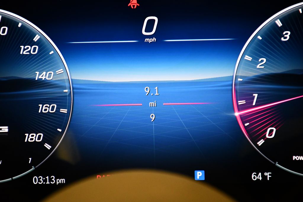 Thumbnail: 2025 Mercedes-Benz GLC - 25