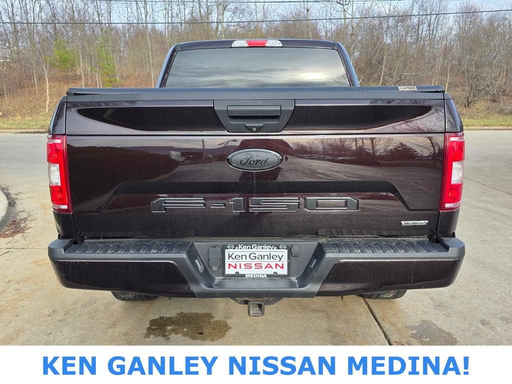 View vehicle photo 4