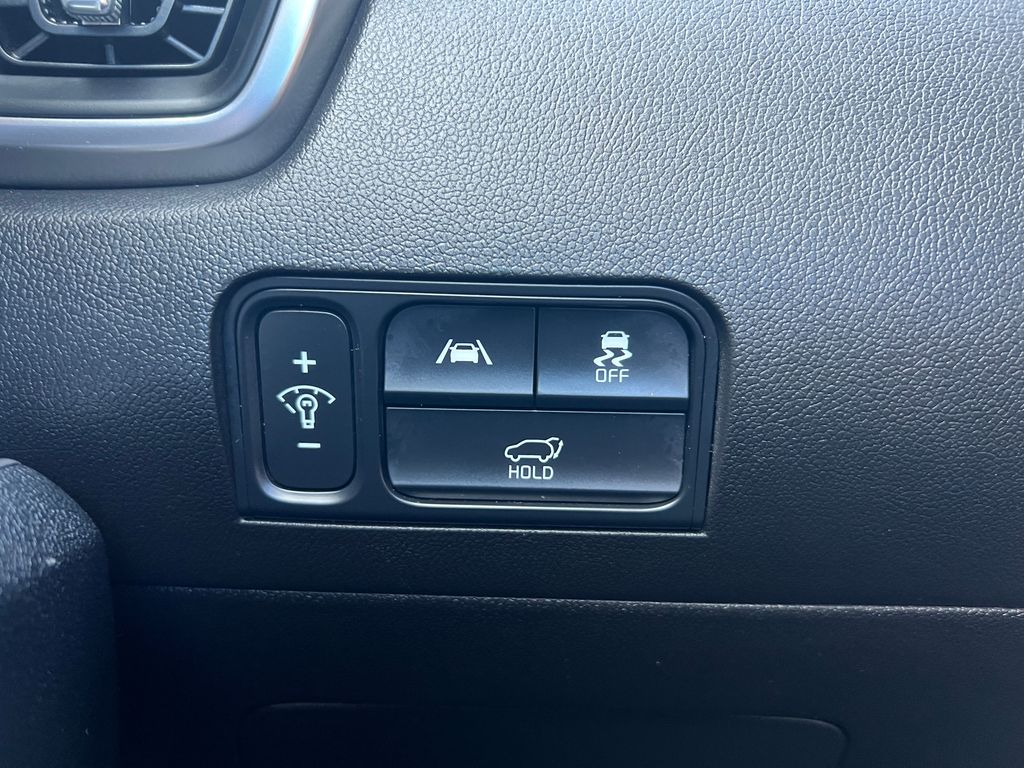 Thumbnail: 2022 Kia Sorento - 17