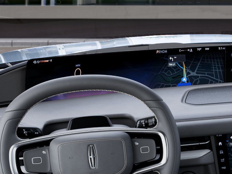 Thumbnail: 2027 Lincoln Navigator - 13