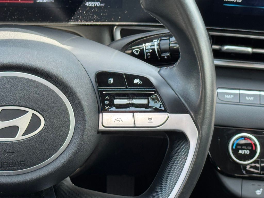 Used 2025 Hyundai Elantra Sedan