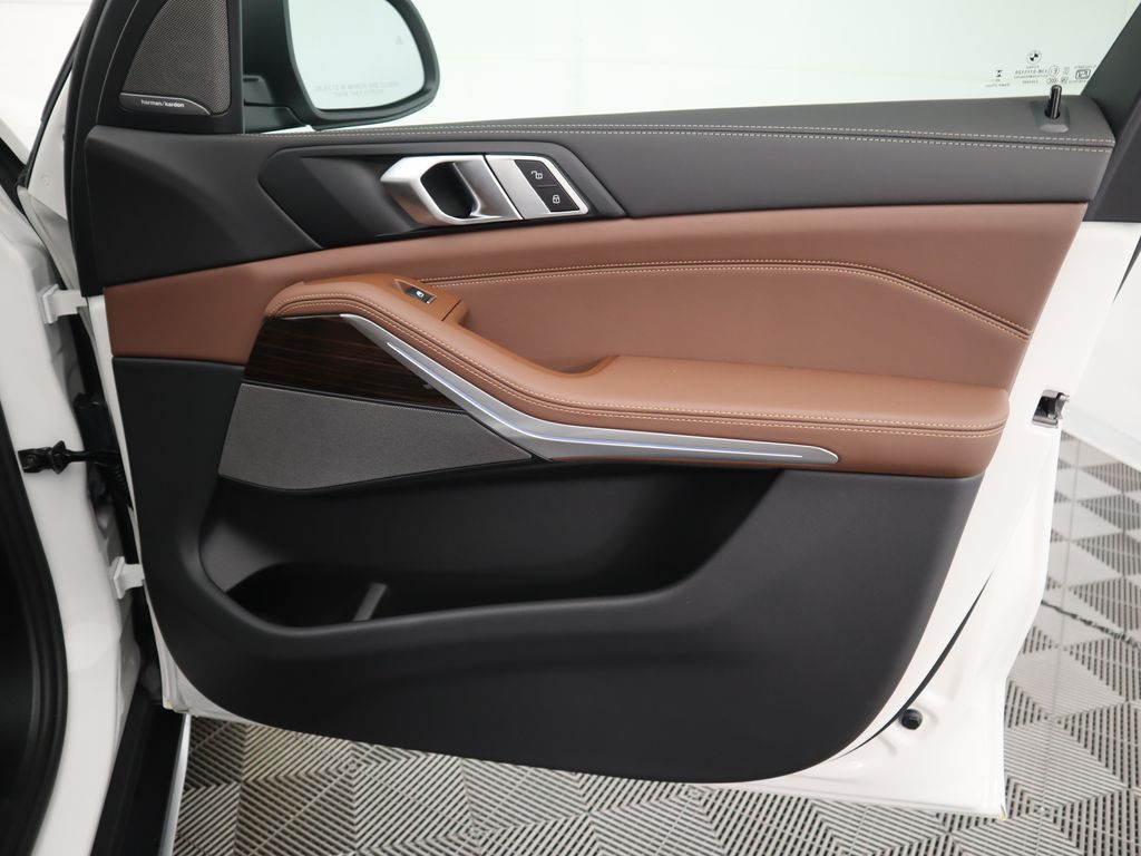 Thumbnail: 2026 BMW X5 - 26