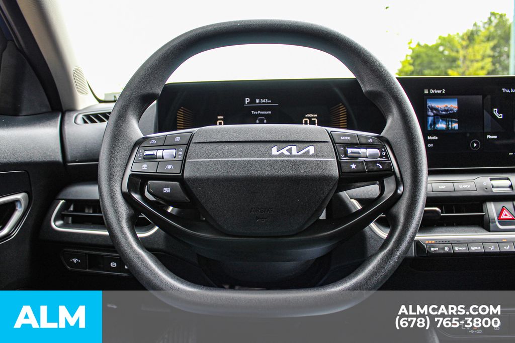 Used 2025 Blue Kia LXS image 22