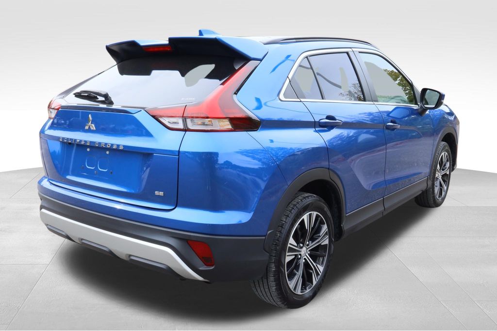 2022 Mitsubishi Eclipse Cross SE 6