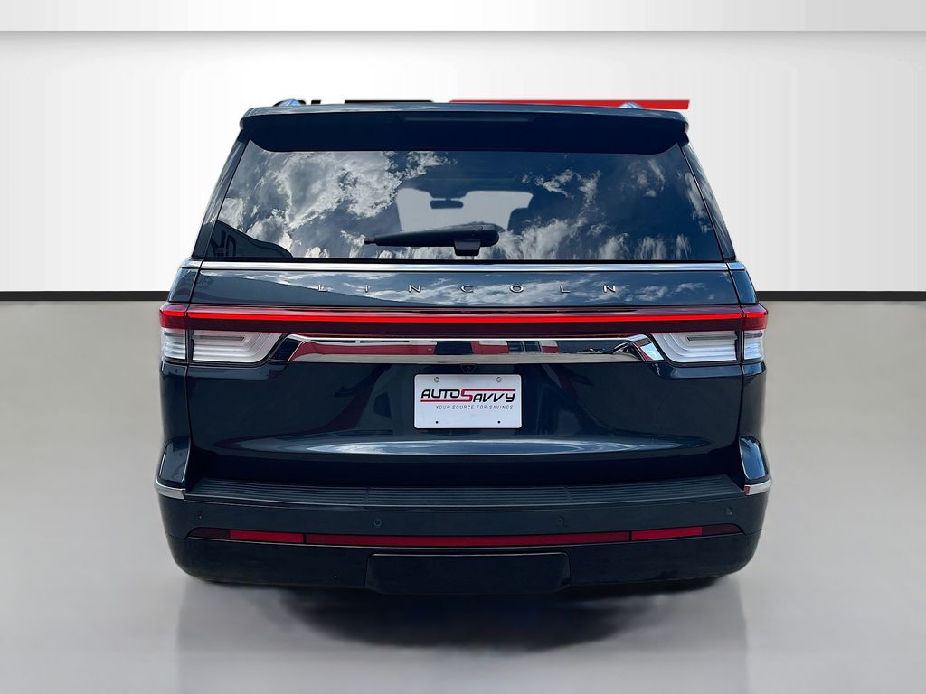 Used 2022 Blue Lincoln Reserve image 6