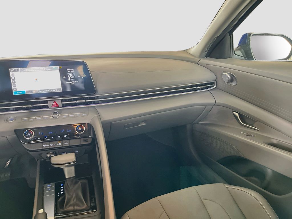 Used 2024 Blue Hyundai SEL image 23