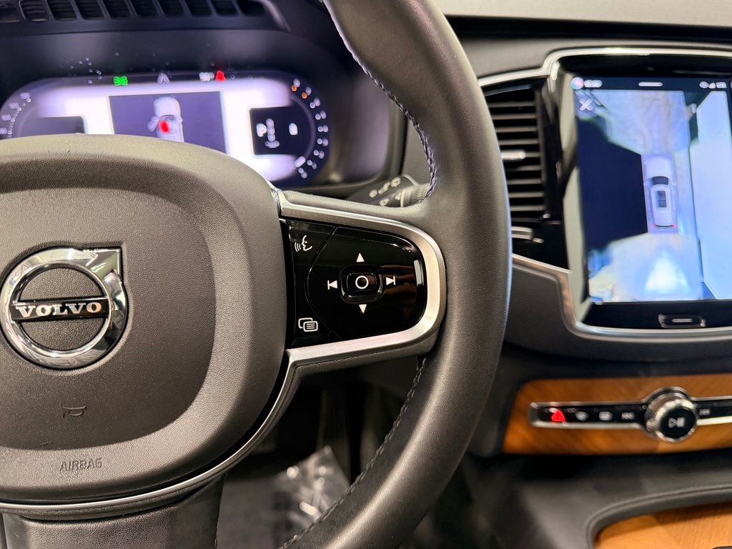 Thumbnail: 2023 Volvo XC90 - 14