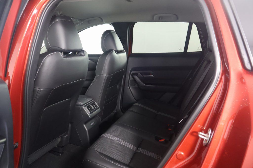 2025 Mazda CX-50  6