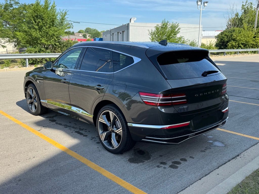 Used 2025 Makalu Gray Genesis 3.5T Prestige image 6