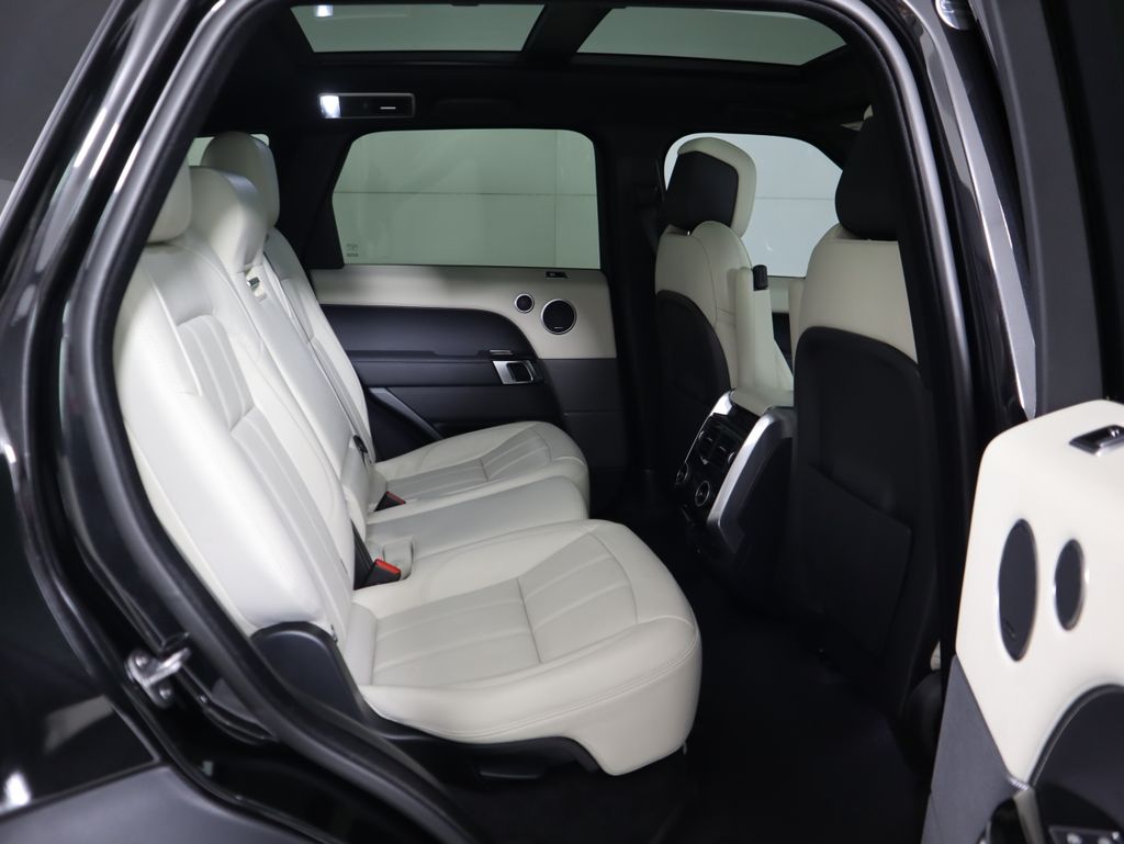 Thumbnail: 2022 Land Rover Range Rover Sport - 23