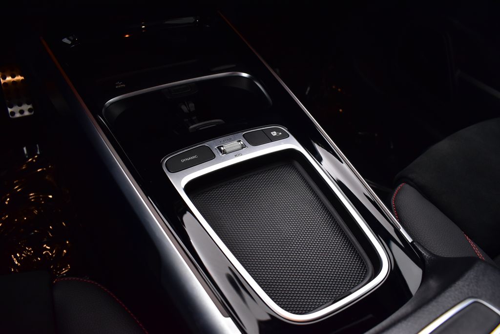 Thumbnail: 2025 Mercedes-Benz GLB - 21