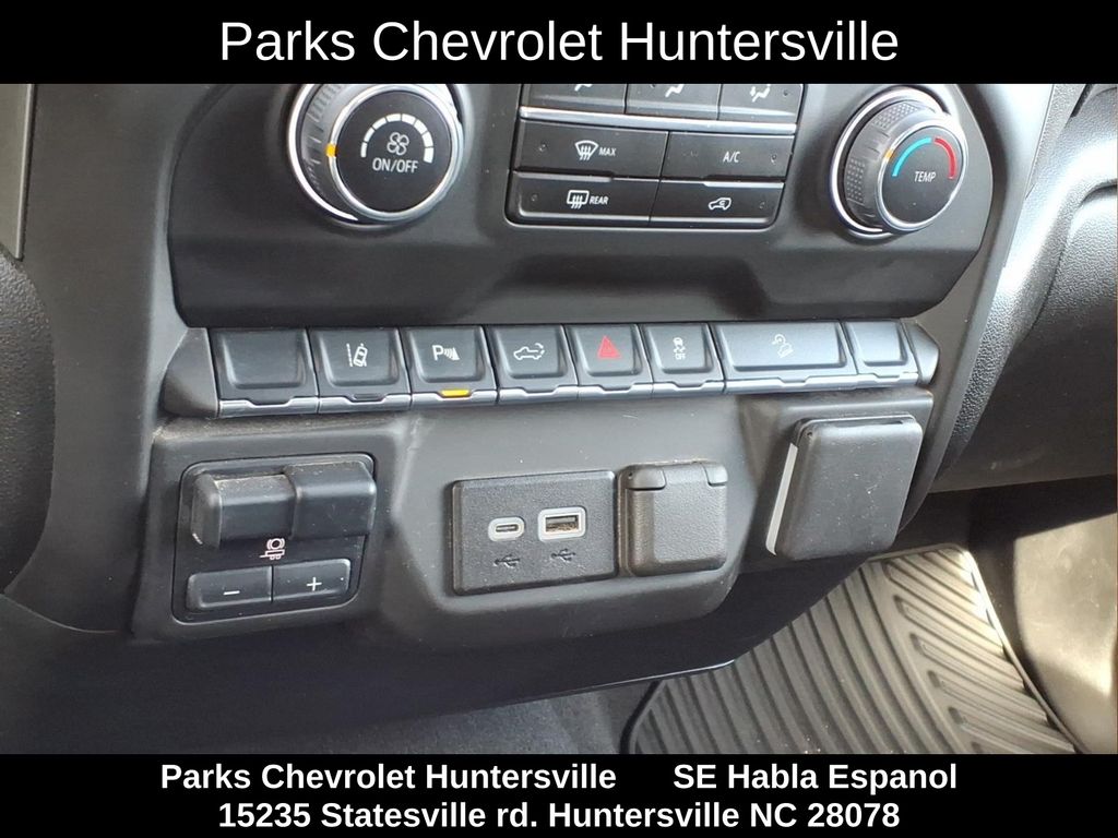 ChevroletSilverado 2500HD8