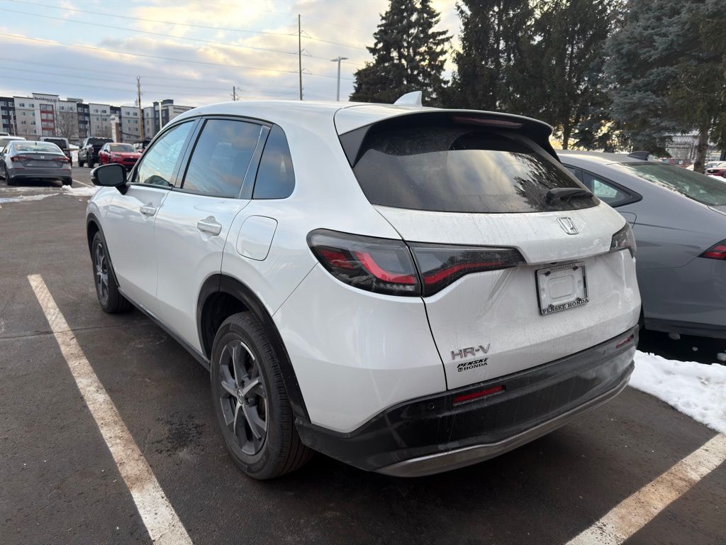 Thumbnail: 2023 Honda HR-V - 2