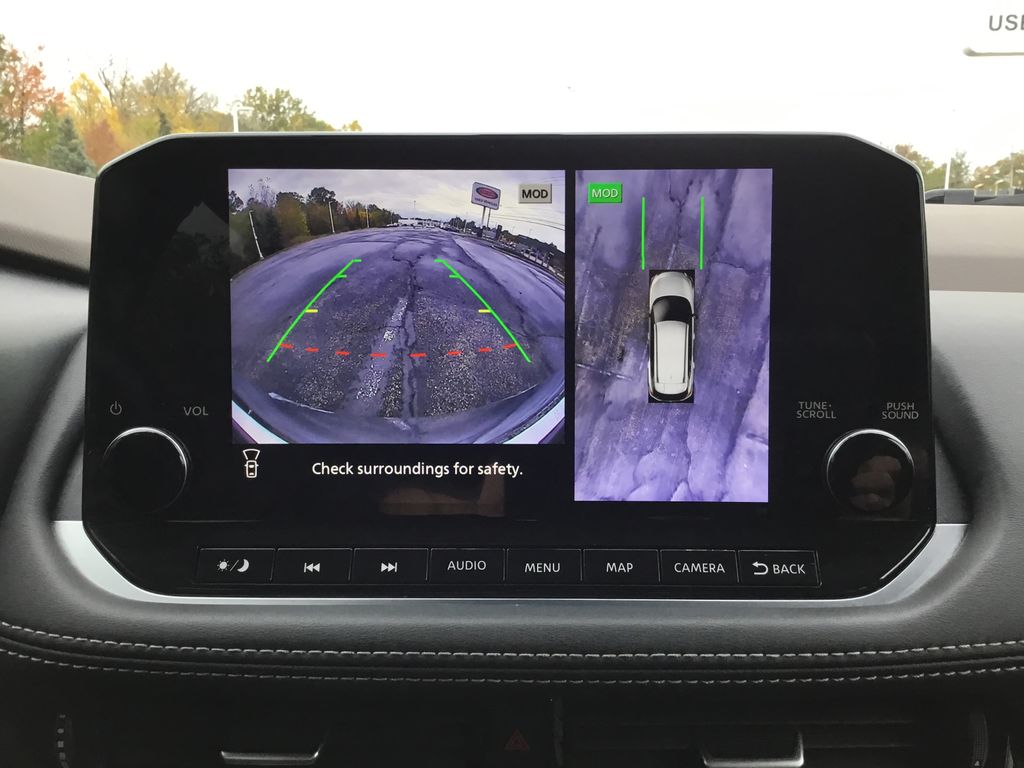 Thumbnail: 2021 Nissan Rogue - 24