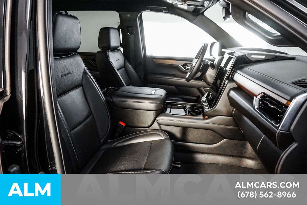 Used 2025 Black GMC Denali image 20