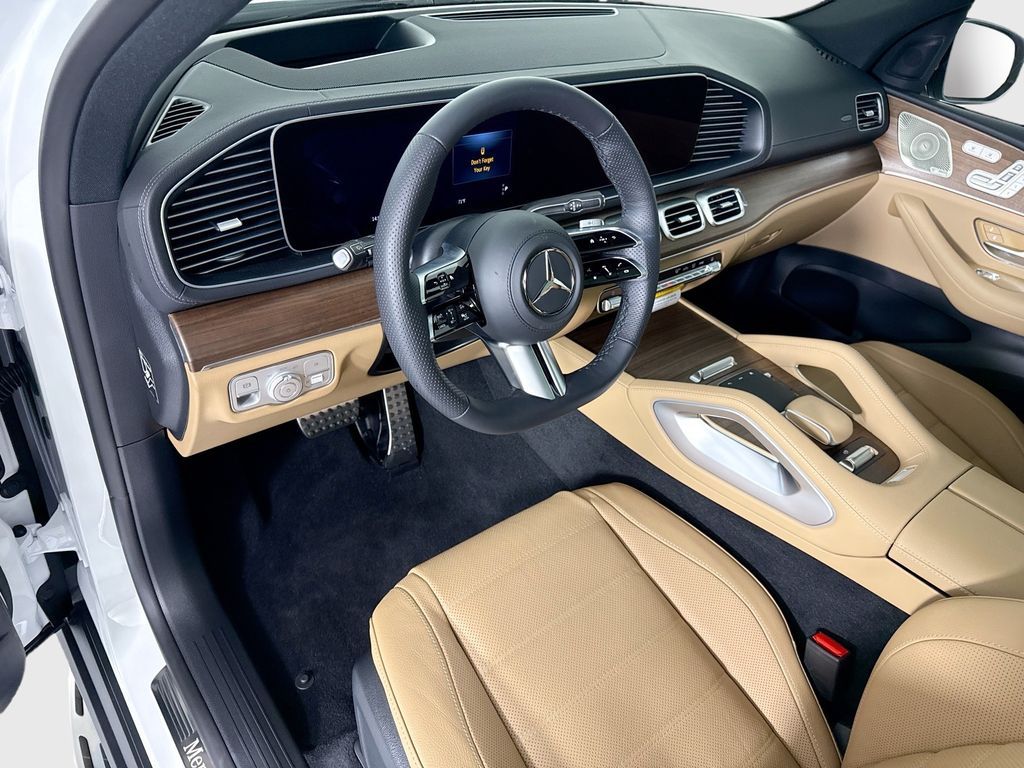 Thumbnail: 2026 Mercedes-Benz GLS - 9