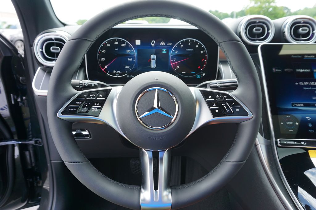 2025 Mercedes-Benz GLC 300 19