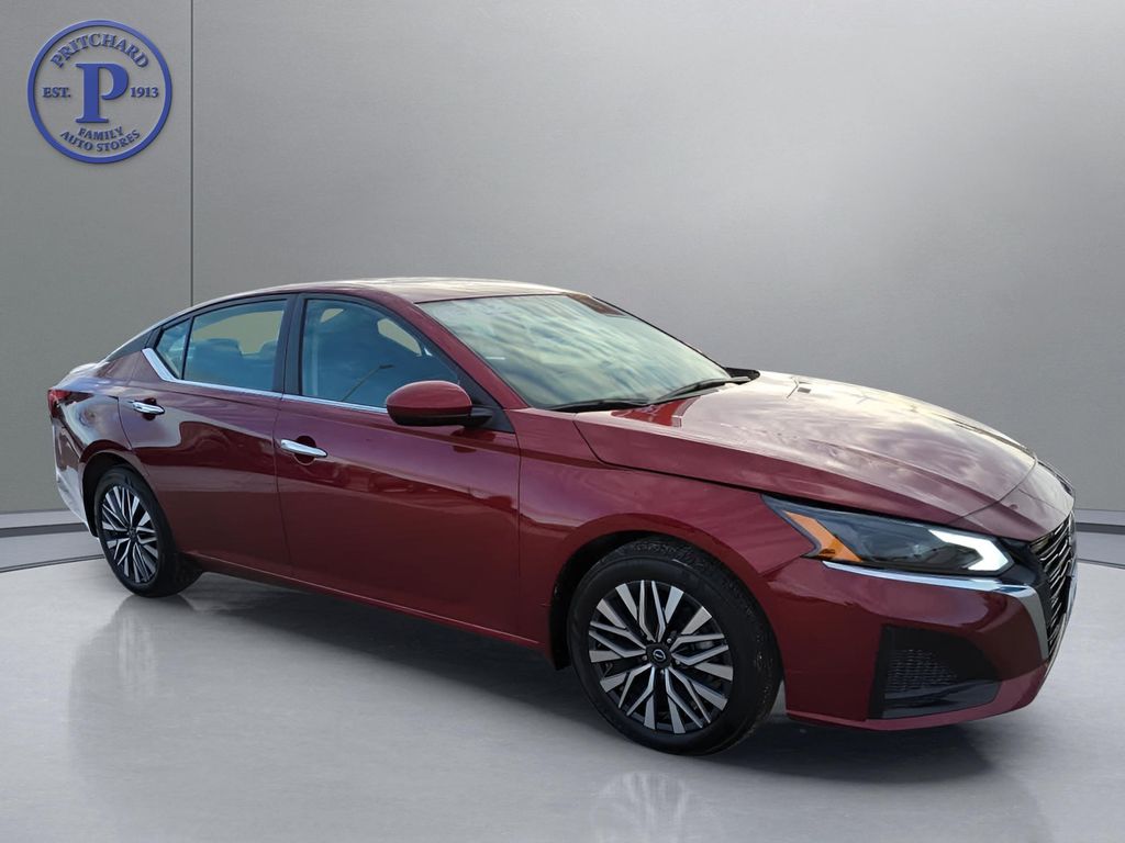  2024 Nissan Altima 2.5 SV AWD   