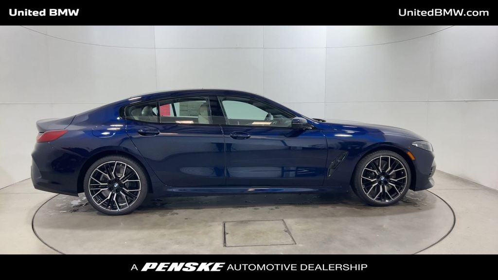 Thumbnail: 2026 BMW 8 Series - 9