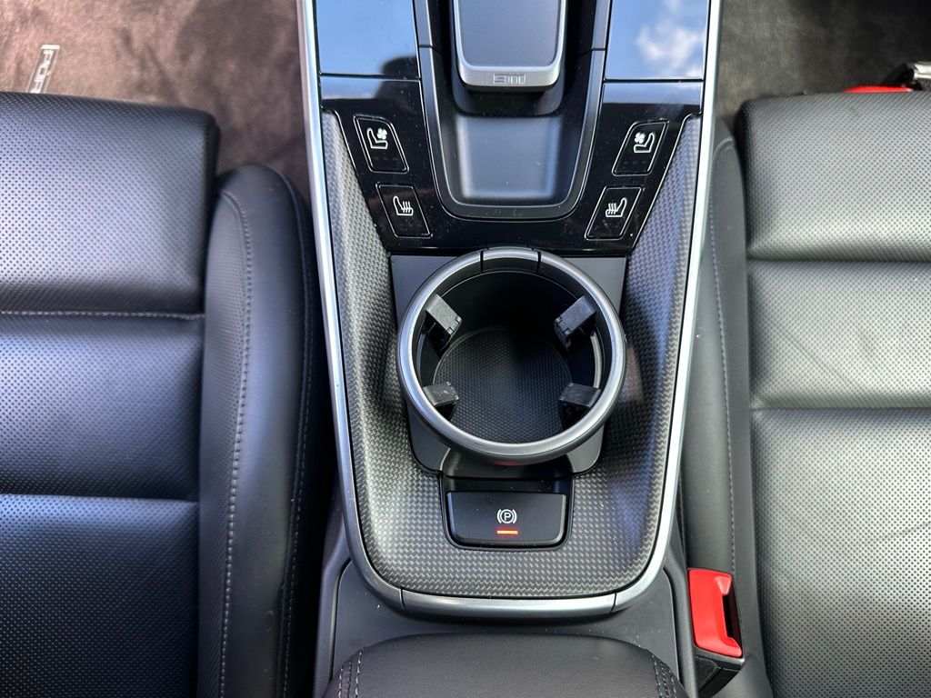 Thumbnail: 2024 Porsche 911 - 28