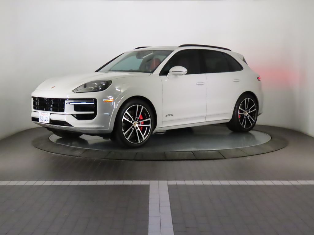 Thumbnail: 2025 Porsche Cayenne - 1