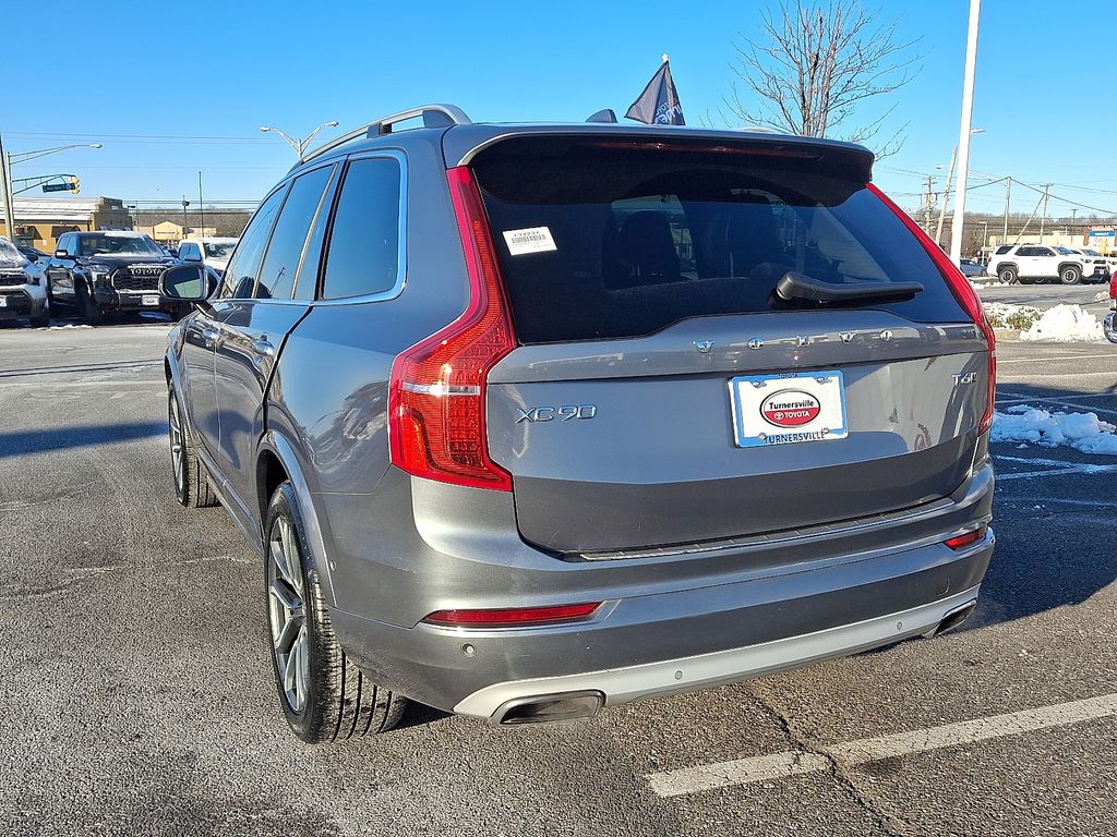 Thumbnail: 2016 Volvo XC90 - 4