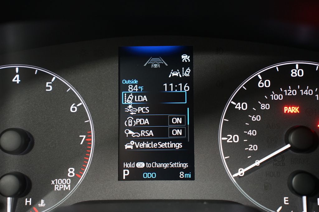 2025 Toyota Corolla LE 16