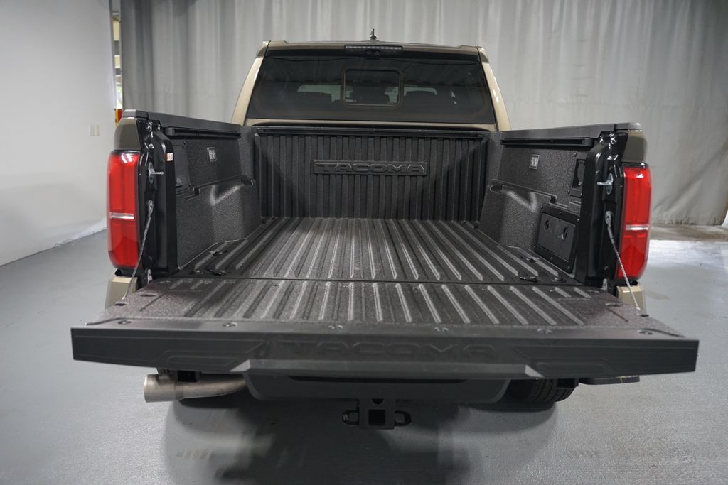 Thumbnail: 2025 Toyota Tacoma - 31