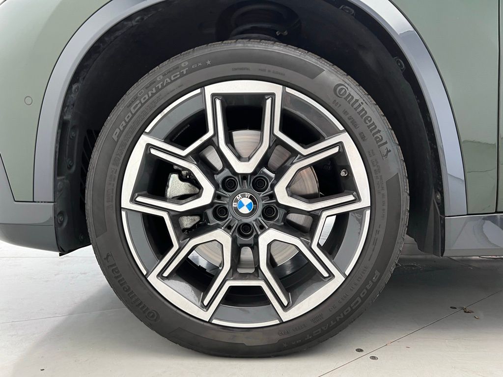 Thumbnail: 2024 BMW X1 - 23