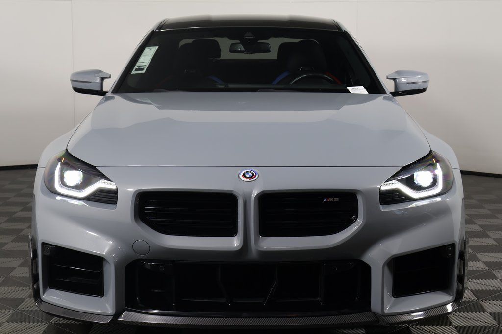 Thumbnail: 2023 BMW M2 - 2