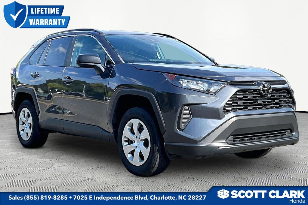 2021 Toyota RAV4 LE