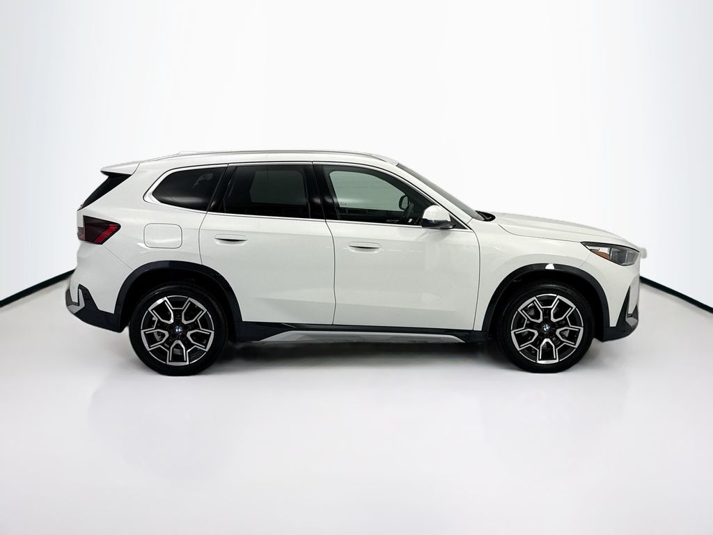 Thumbnail: 2025 BMW X1 - 4