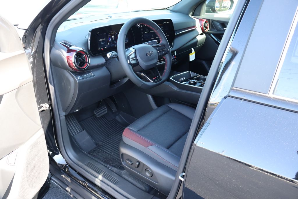 Thumbnail: 2026 Chevrolet Equinox - 13