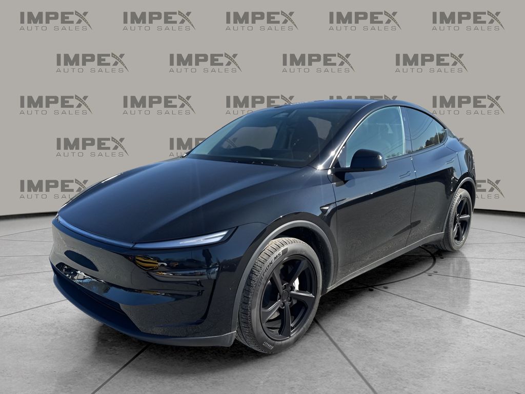 2026 Tesla Model Y Long Range RWD