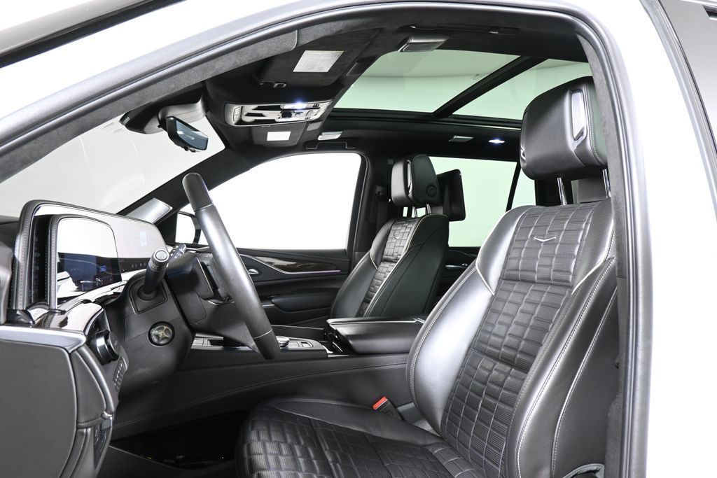 Thumbnail: 2023 Cadillac Escalade - 5