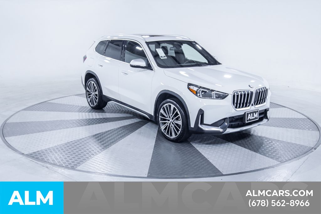 Used 2023 White BMW xDrive28i image 14