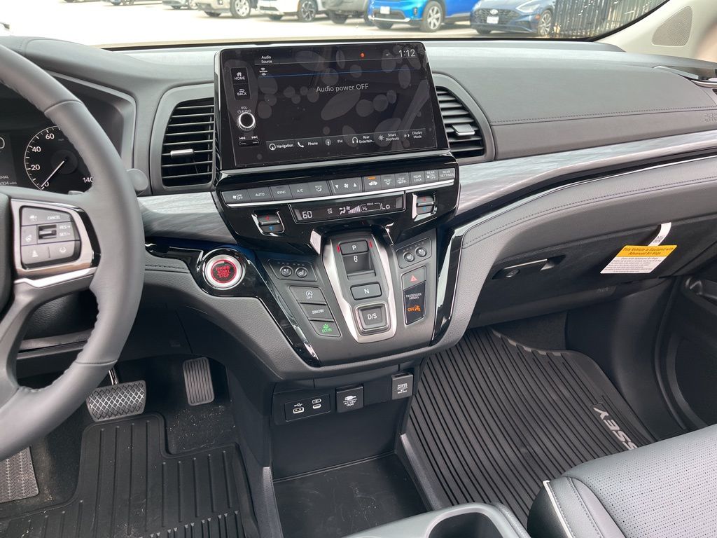 Thumbnail: 2026 Honda Odyssey - 10